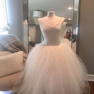 Vera Wang Wedding Dress